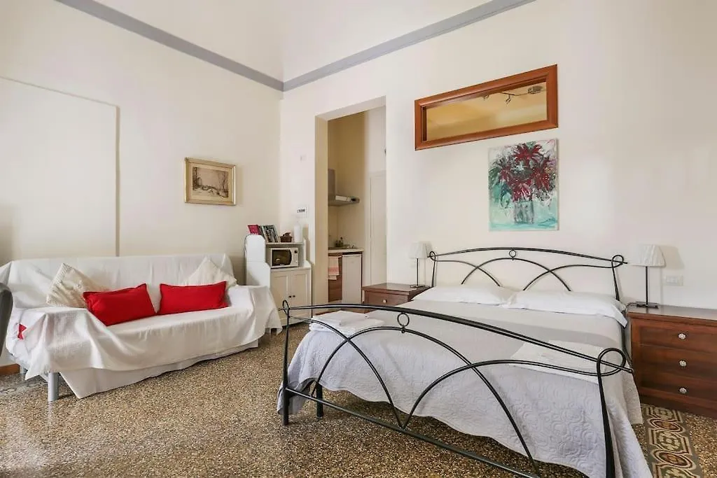 Апартаменты In The Heart Of Florence, Dante, With Private Terrace