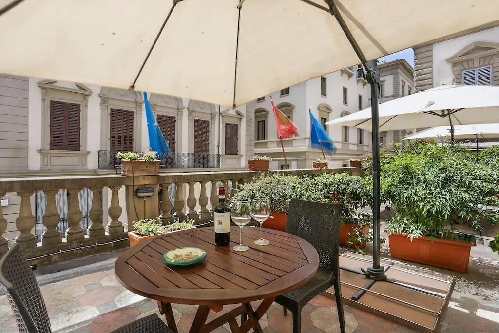In The Heart Of Florence, Dante, With Private Terrace 0*, Florens